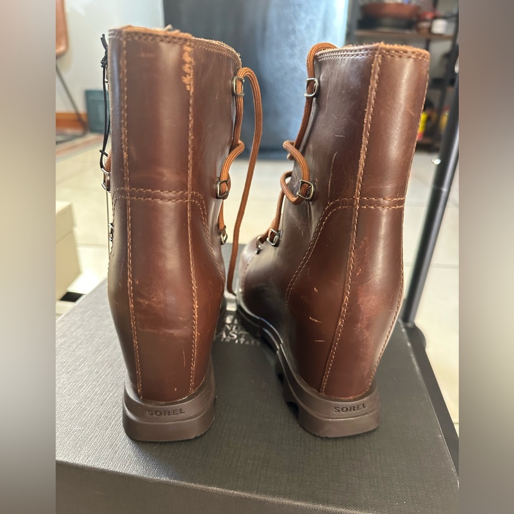 NWT Sorel Joan of arc Tan Leather Wedge Boots - Picture 7 of 16